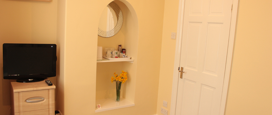 King Double Bedroom Back